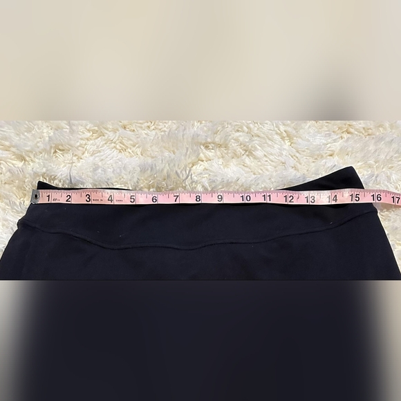 ATHLETA BLACK Spandex Skort Zippered Pocket Sz. Medium - Picture 4 of 7